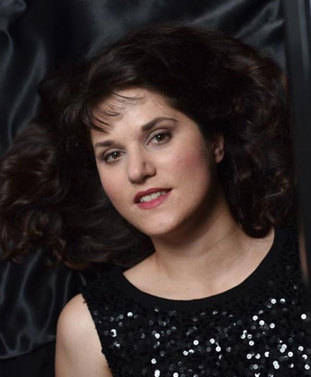 Meet Blandine Waldmann: The Sensational Pianist Who Captivates Hearts and Souls